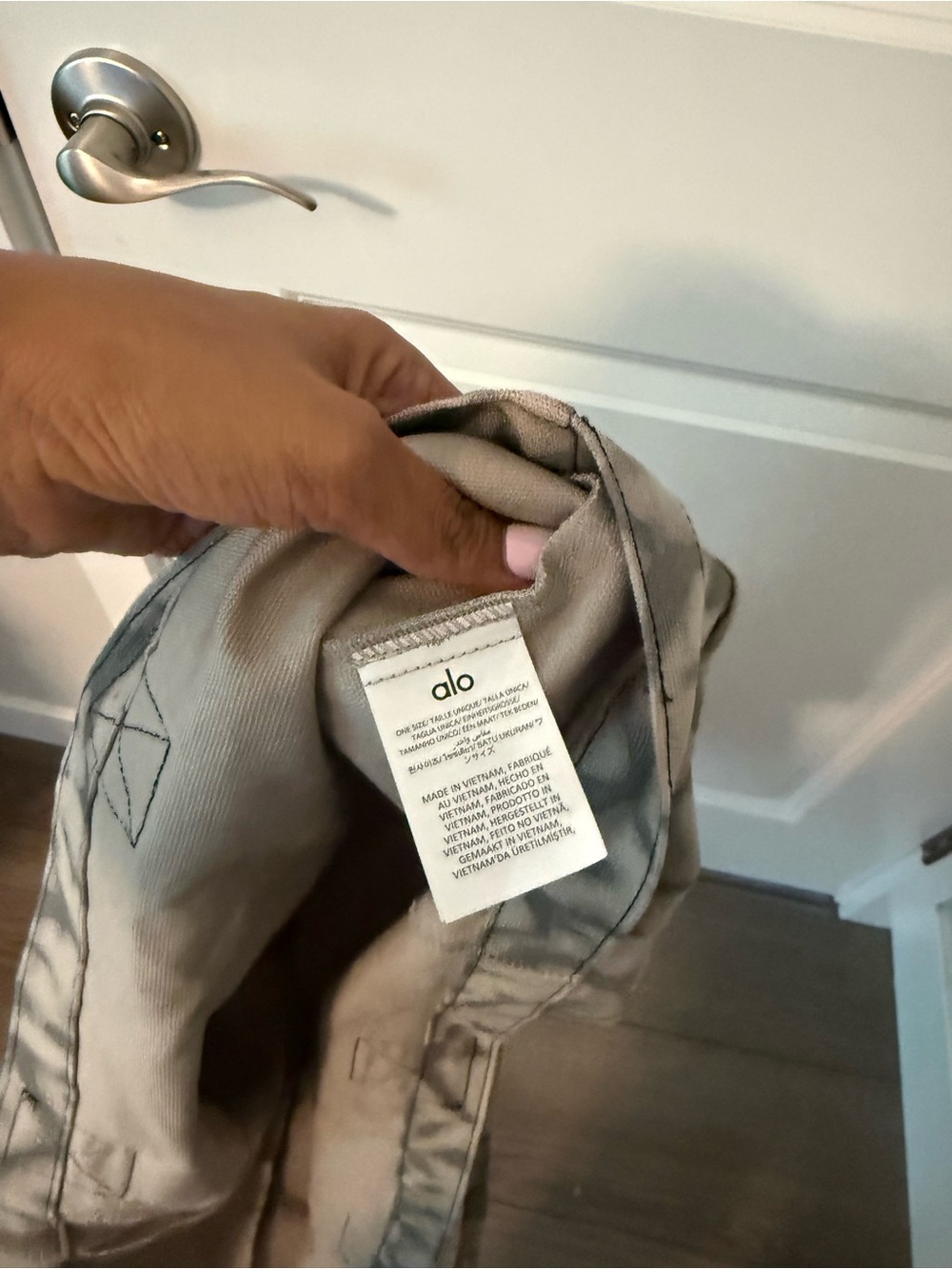 Alo Yoga Iconic Shopper Tote – Grey Tiedye | NWT - Picture 5 of 5